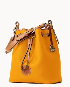 Dooney & Bourke Ready For the Getaway|Pebbled Leather<All Weather Leather 3.0 Drawstring 25 Chamois