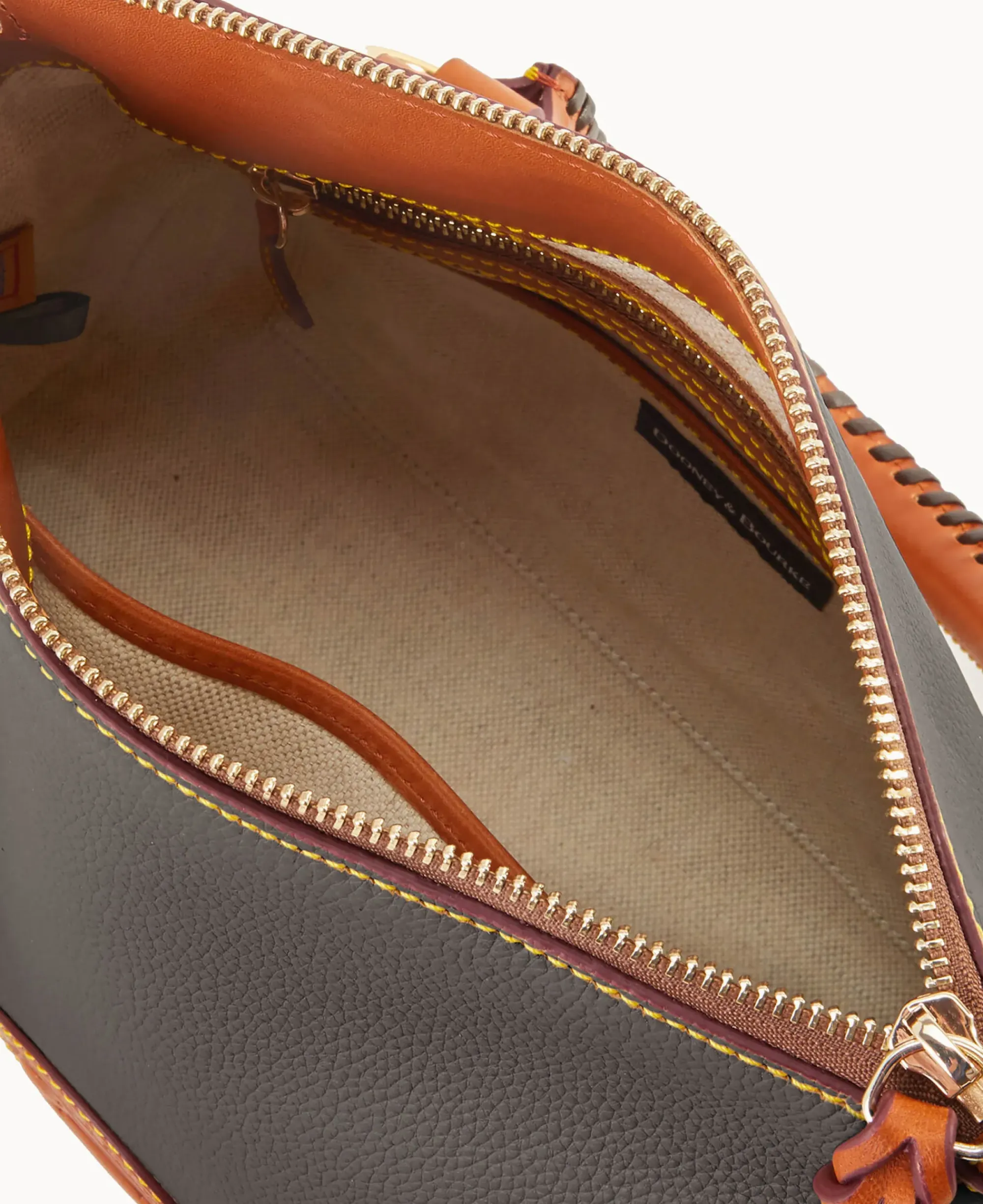 Dooney & Bourke Ready For the Getaway|Pebbled Leather<All Weather Leather 3.0 Satchel 30 Black