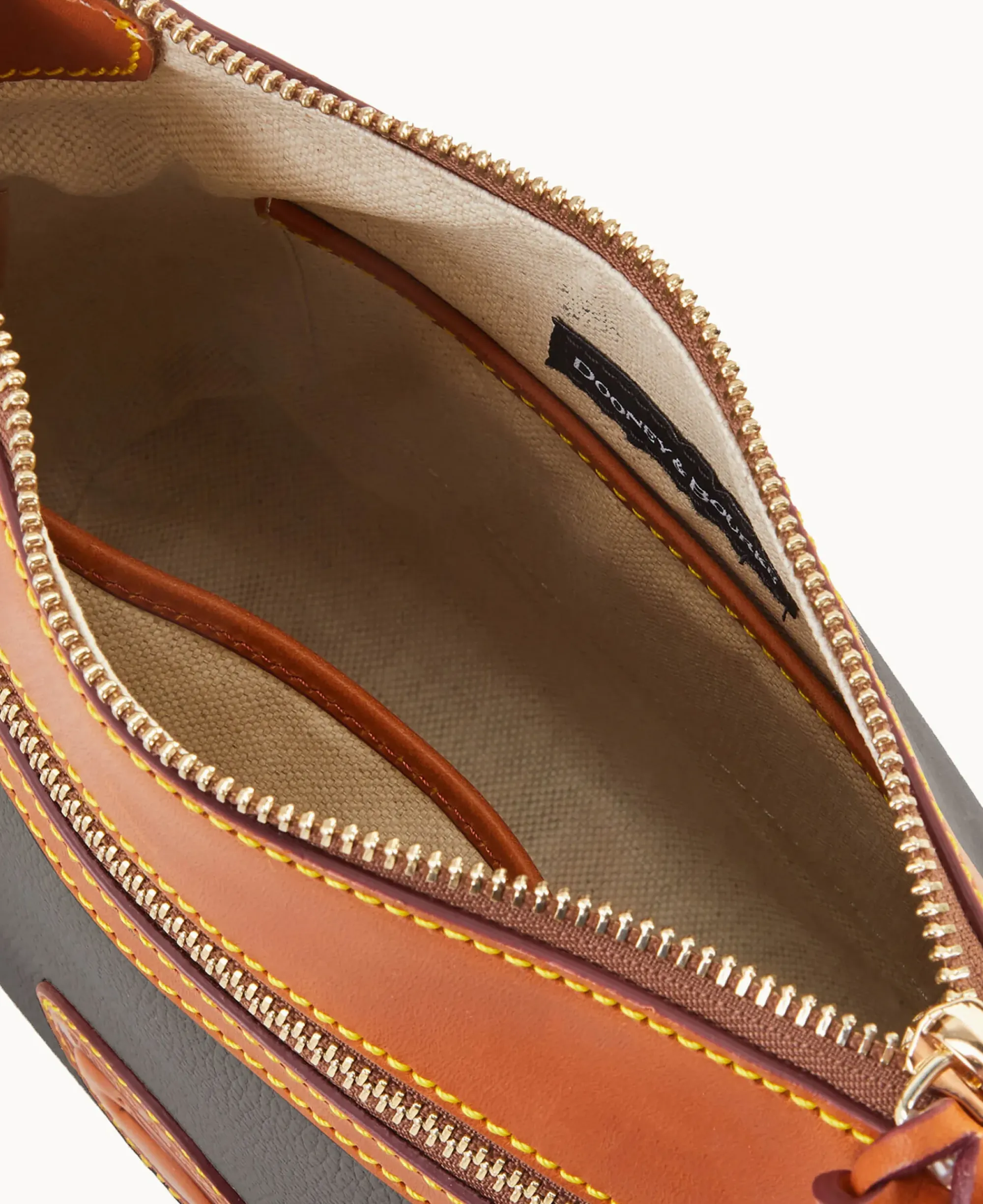 Dooney & Bourke Pebbled Leather|Mini Bags<All Weather Leather 3.0 Zip Top Crossbody 23 Black