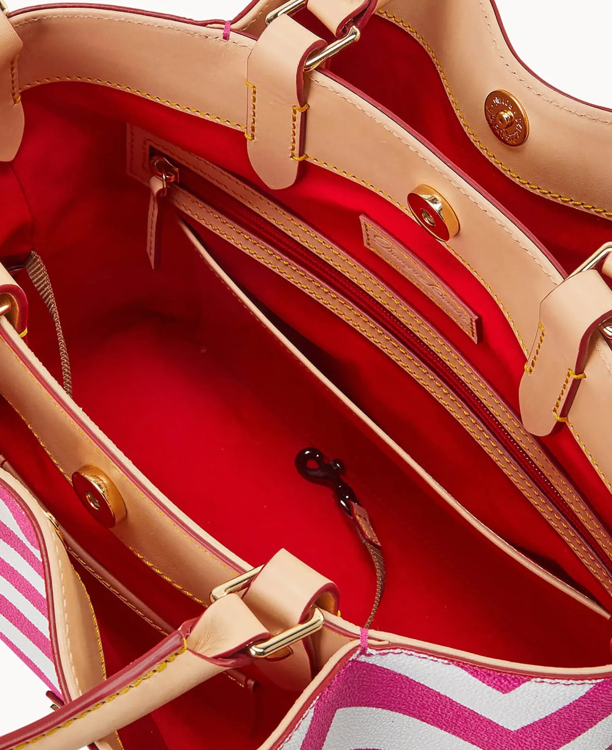 Dooney & Bourke The Chevron Collection|Spring Style<Chevron Brenna Fuchsia
