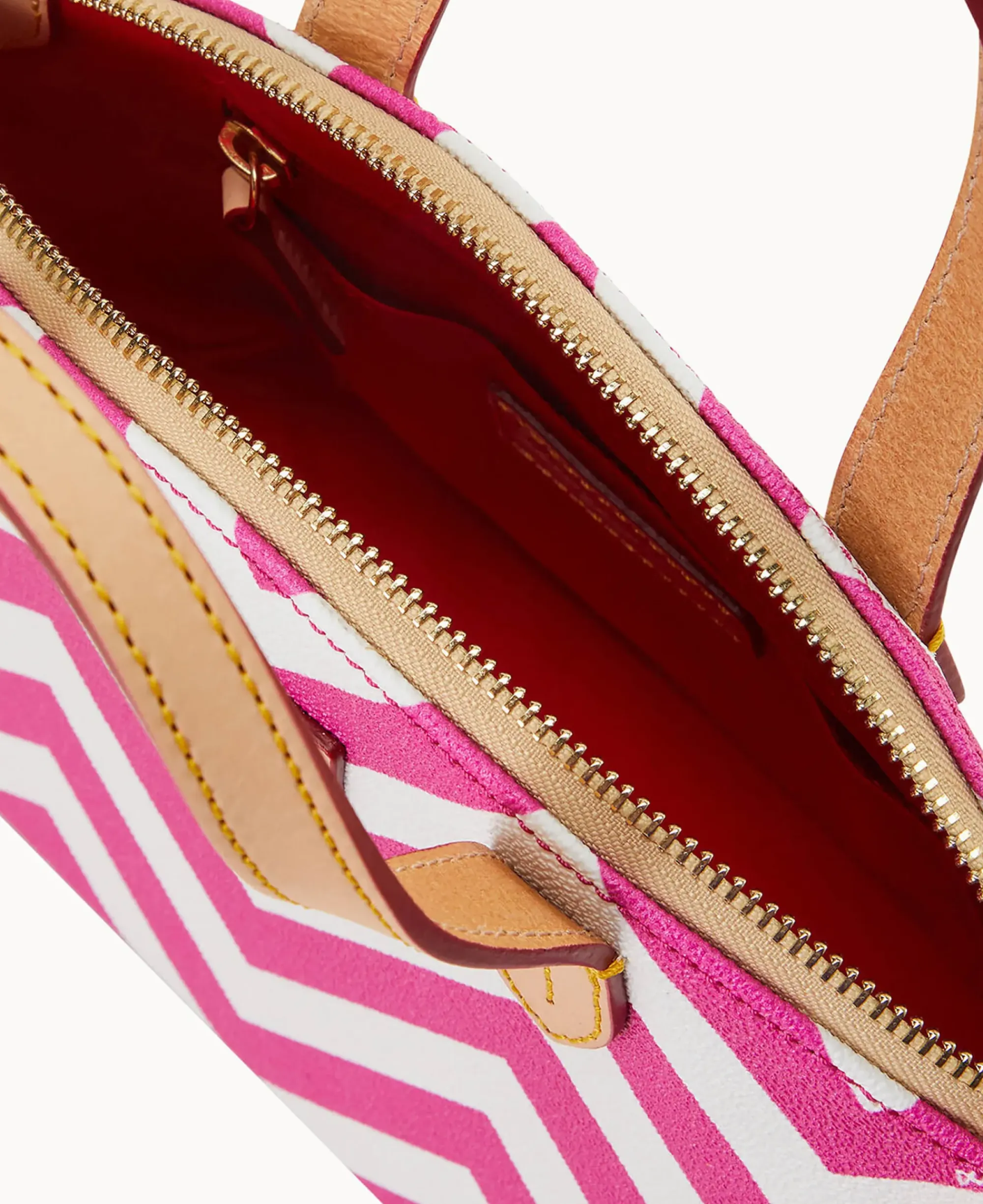Dooney & Bourke The Chevron Collection|Spring Style<Chevron Ruby Fuchsia