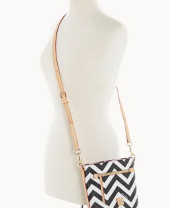 Dooney & Bourke The Chevron Collection|Spring Style<Chevron Small Zip Crossbody Black