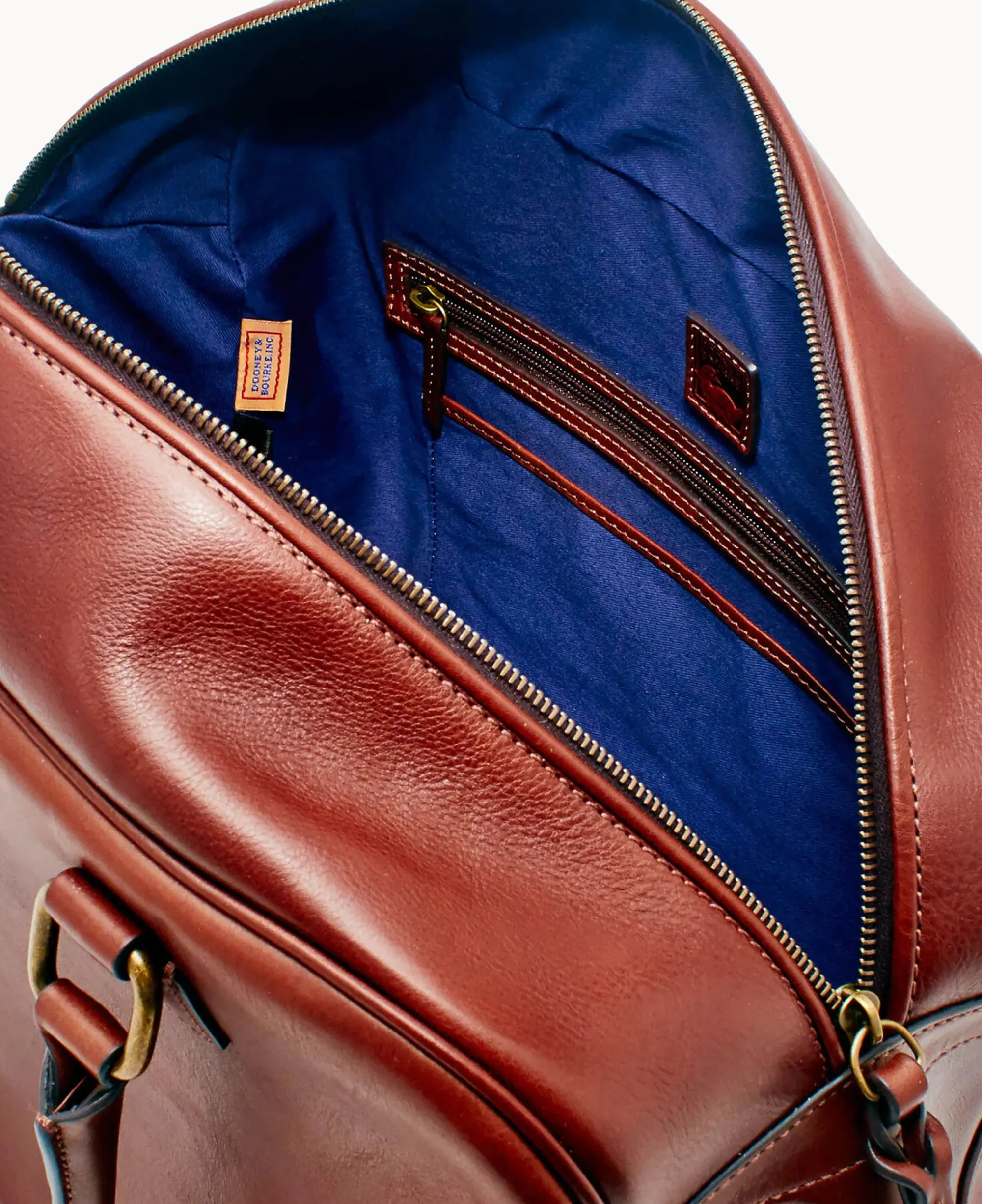 Dooney & Bourke The Florentine Collection|Ready For the Getaway<Florentine Bowler Duffle Chestnut