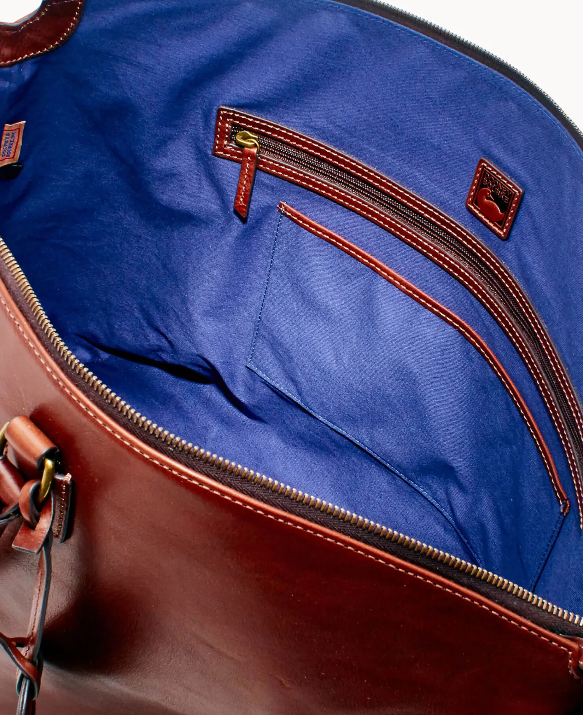 Dooney & Bourke The Florentine Collection|Ready For the Getaway<Florentine Weekender Chestnut
