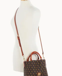 Dooney & Bourke The Gretta Collection|Picnic in the Park<Gretta Mini Barlow Brown Tmoro