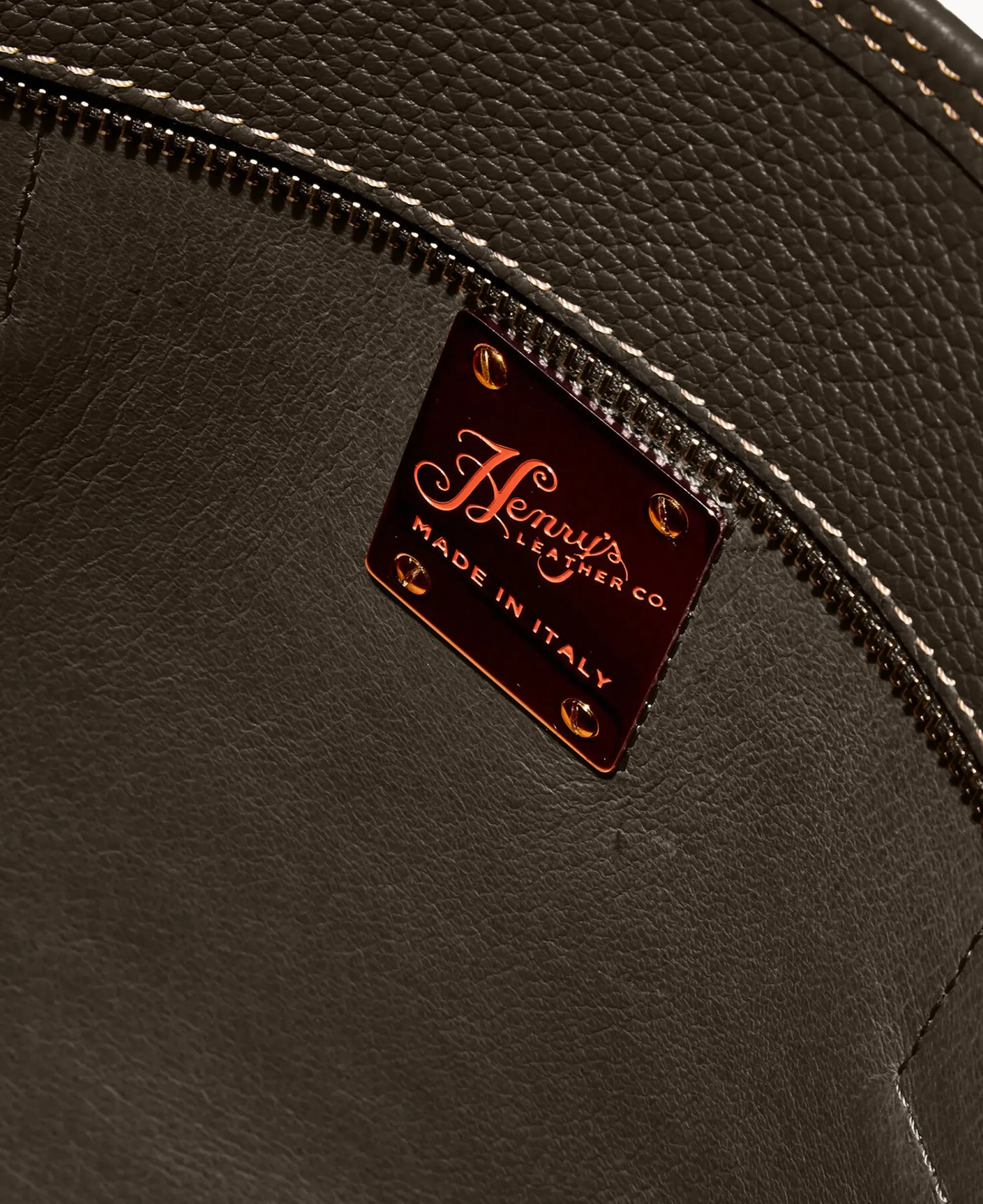 Dooney & Bourke Ready For the Getaway|Shoulder Bags<Henrys Zip Top Tote Brown Tmoro