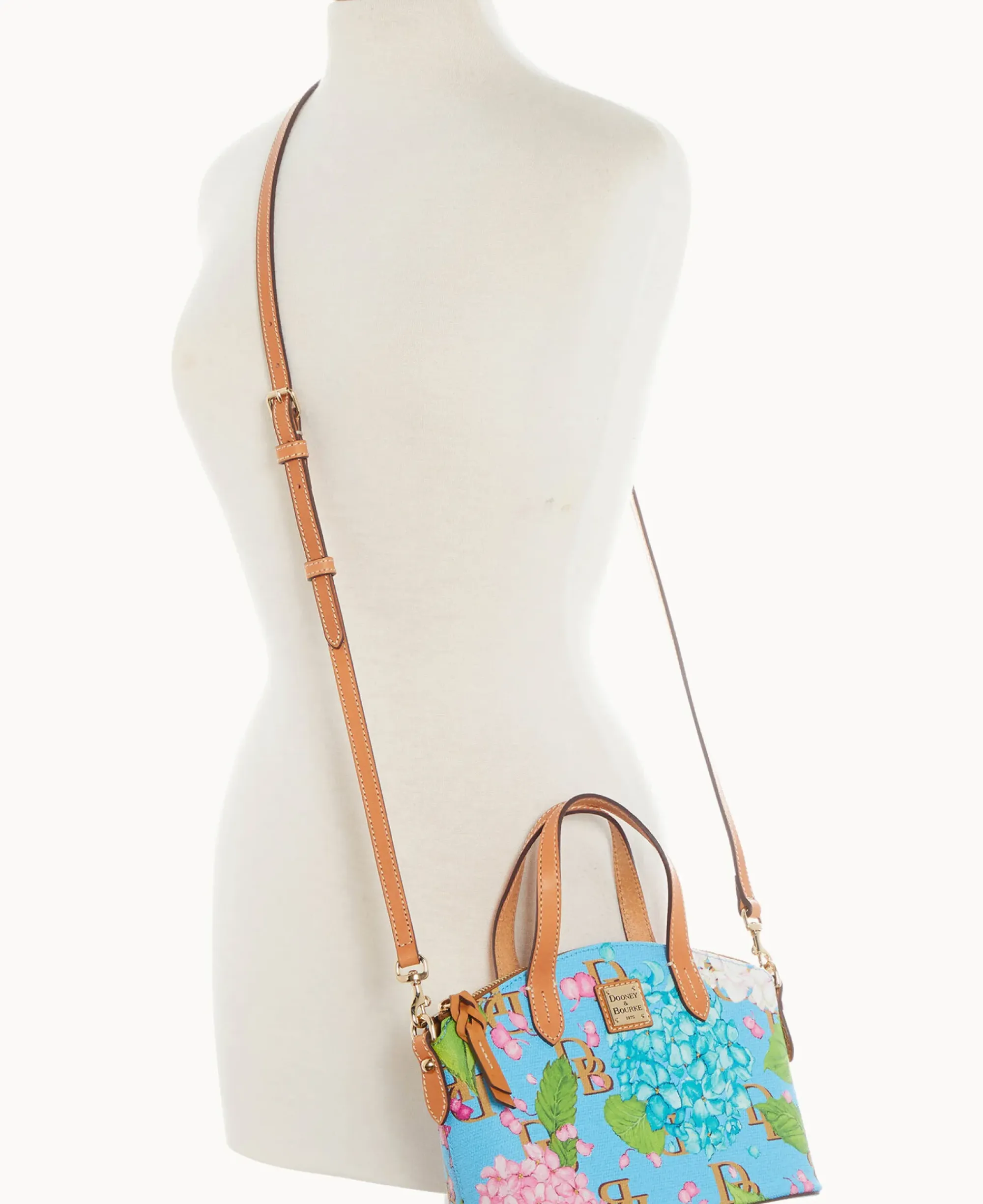 Dooney & Bourke Spring Style|Fresh Florals<Hydrangea Monogram Ruby Blue