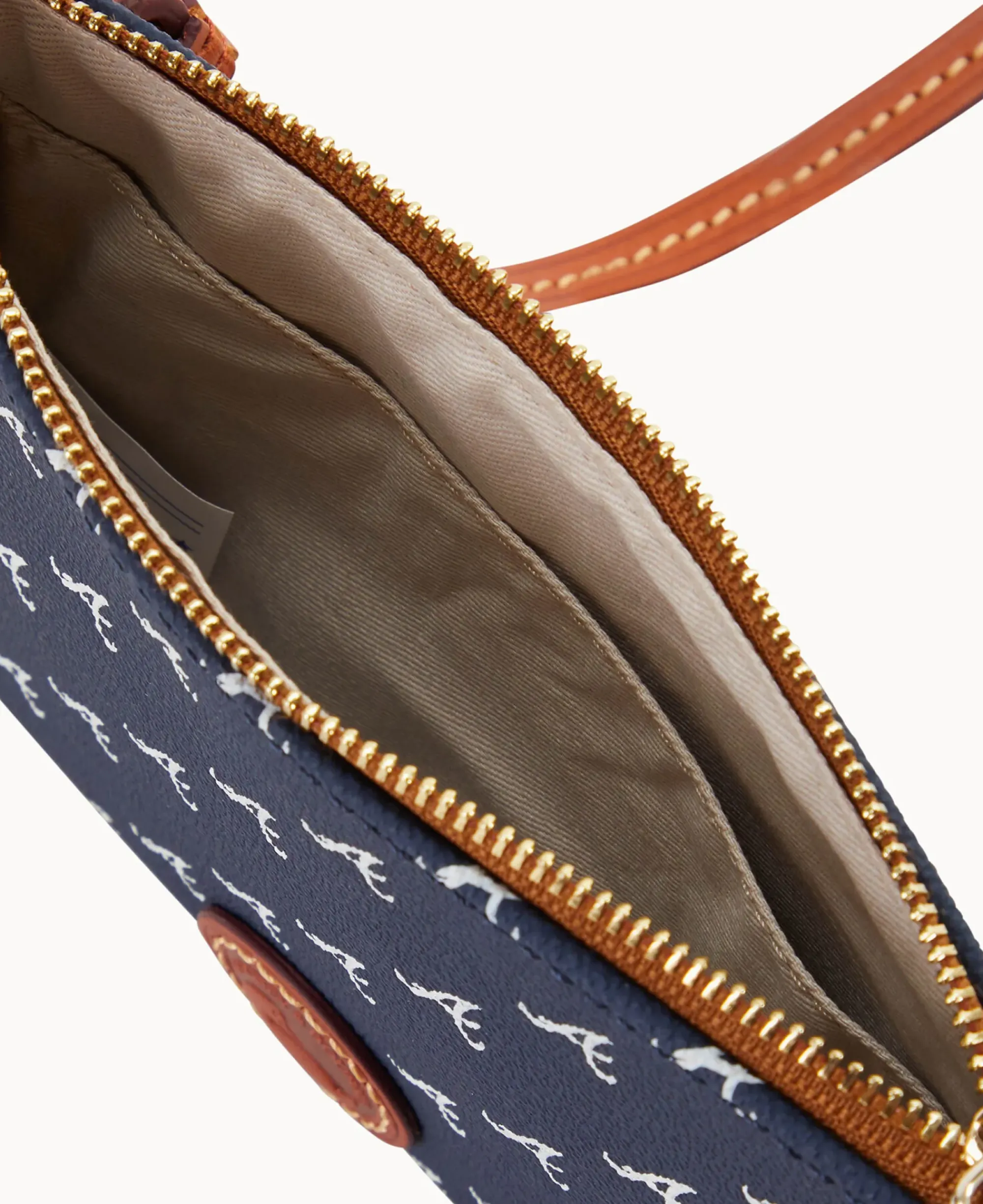 Dooney & Bourke Game Day Ready|Printed Fabric<MLB Top Zip Crossbody Braves
