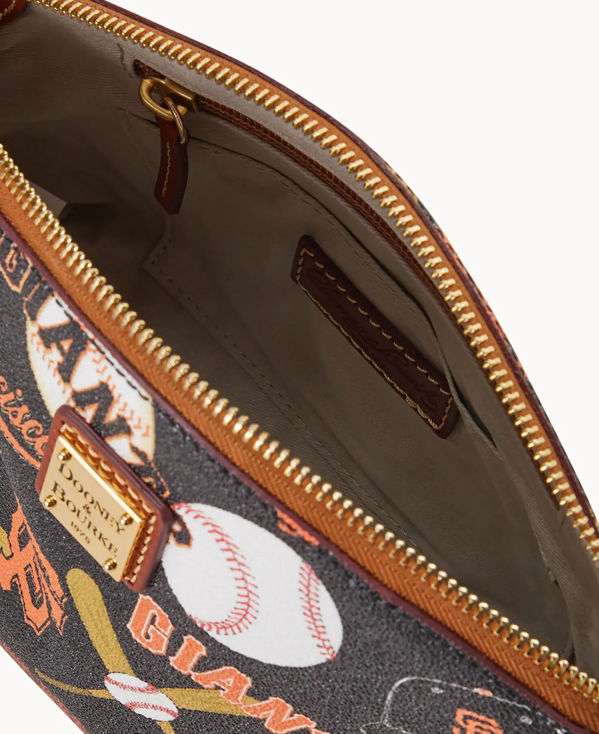 Dooney & Bourke Game Day Ready|Printed Fabric<MLB Suki Crossbody Giants