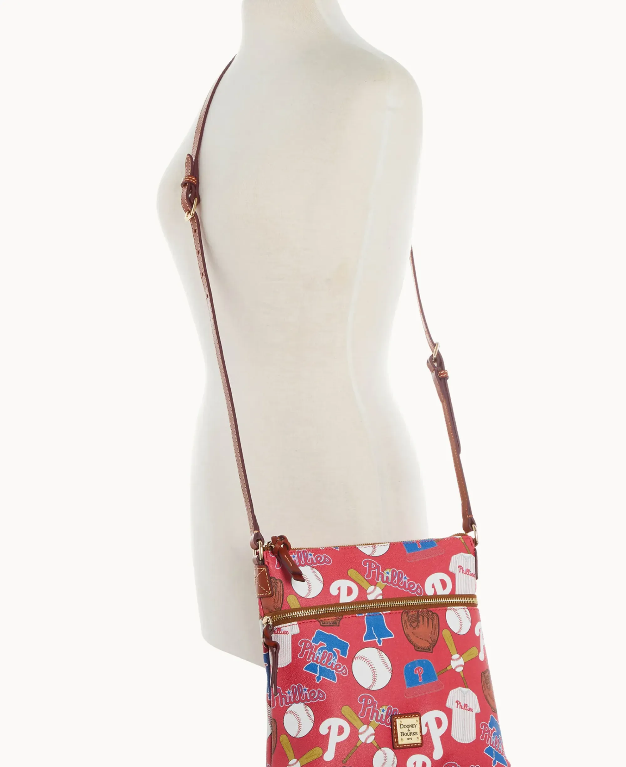 Dooney & Bourke Game Day Ready|Printed Fabric<MLB Crossbody Phillies