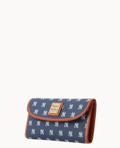 Dooney & Bourke Grab and Go|Clutches<MLB Continental Clutch YANKEES