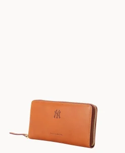 Dooney & Bourke Grab and Go|Wristlets<MLB Large Zip Around Wristlet Yankees