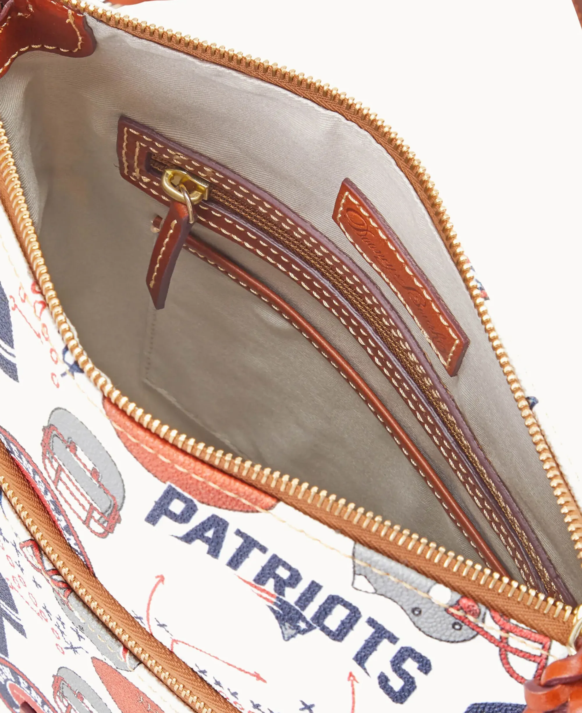 Dooney & Bourke Game Day Ready|Printed Fabric<NFL Crossbody PATRIOTS