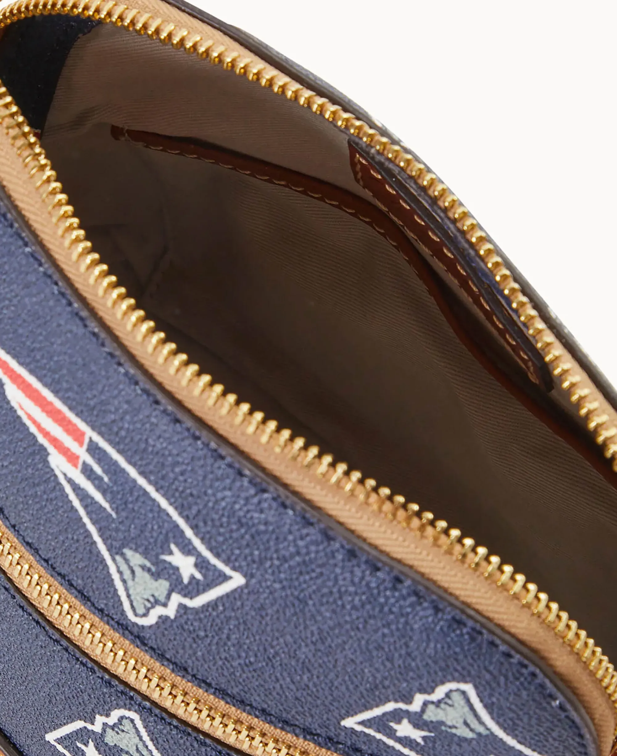 Dooney & Bourke Game Day Ready|Printed Fabric<NFL Domed Crossbody Patriots