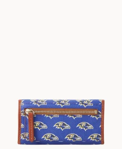 Dooney & Bourke Grab and Go|Wallets<NFL Continental Clutch RAVENS
