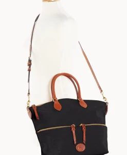 Dooney & Bourke Spring Style|Ready For the Getaway<Nylon Large Pocket Satchel Black