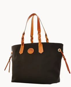 Dooney & Bourke Spring Style|Ready For the Getaway<Nylon Shopper Black