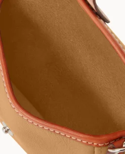 Dooney & Bourke Grab and Go|Wristlets<Oncour Cabriolet Flap Wristlet Tan
