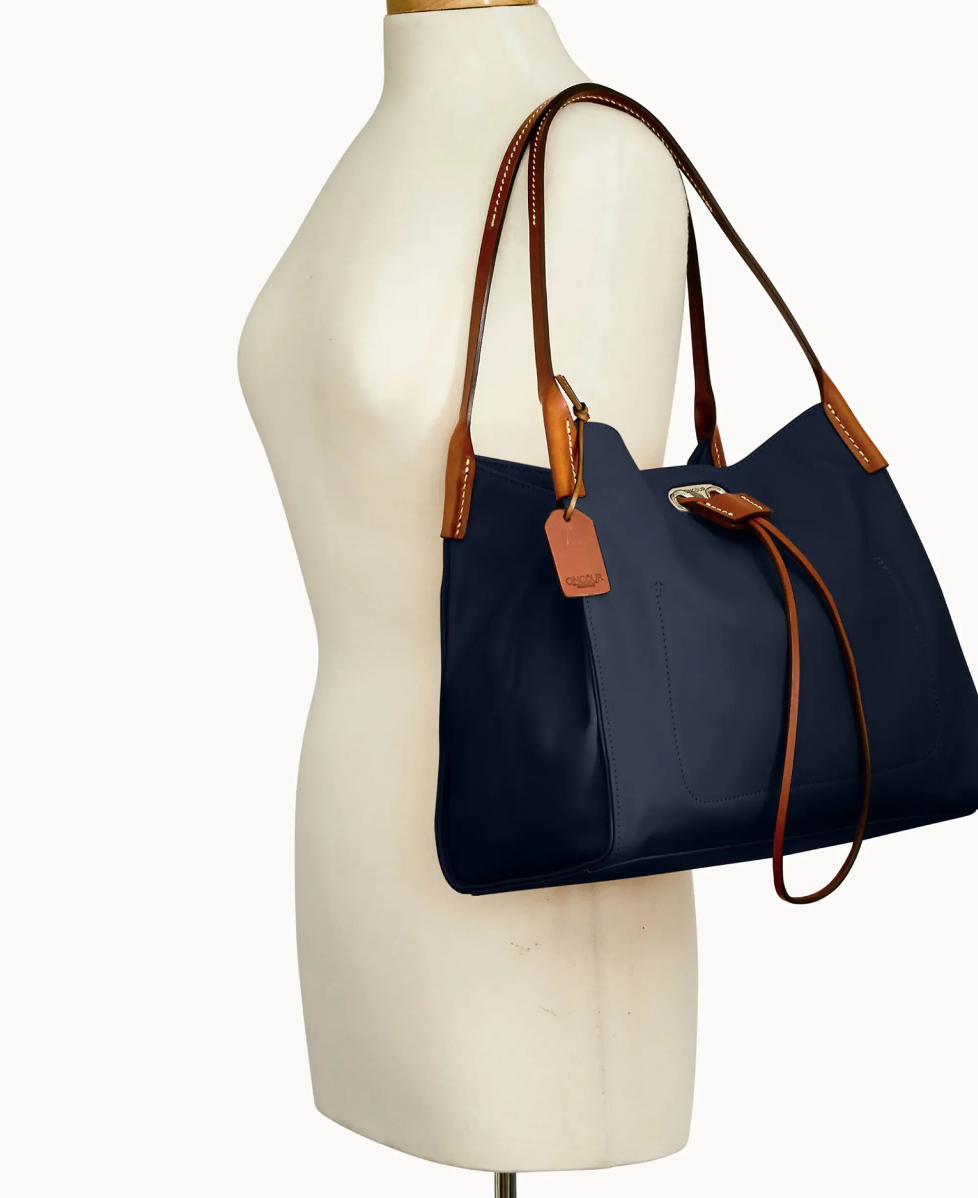Dooney & Bourke Ready For the Getaway|Smooth Leather<Oncour Elba Small Full Up Two Ocean