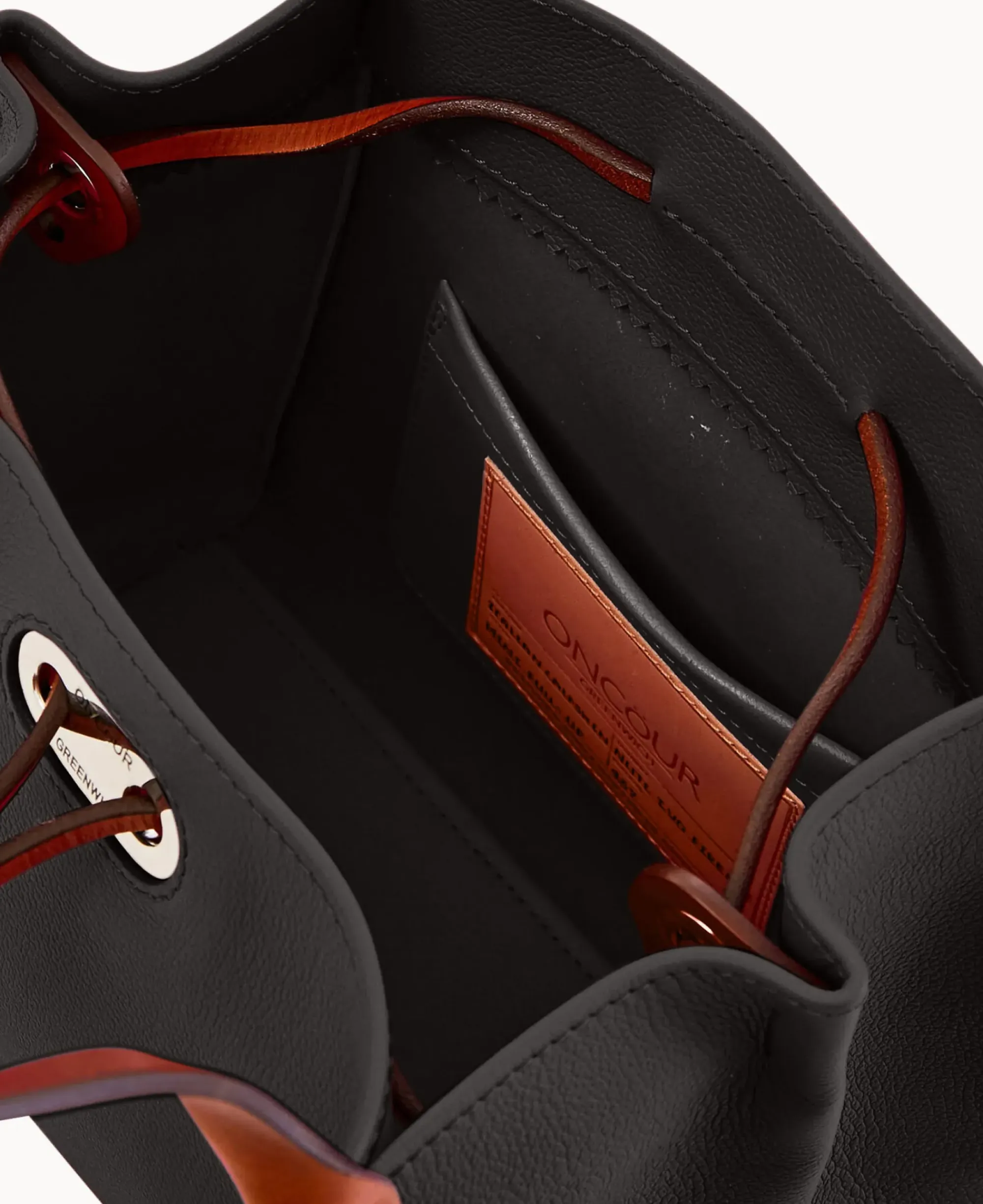 Dooney & Bourke Ready For the Getaway|Textured Leather<Oncour Twist Mini Full Up Black