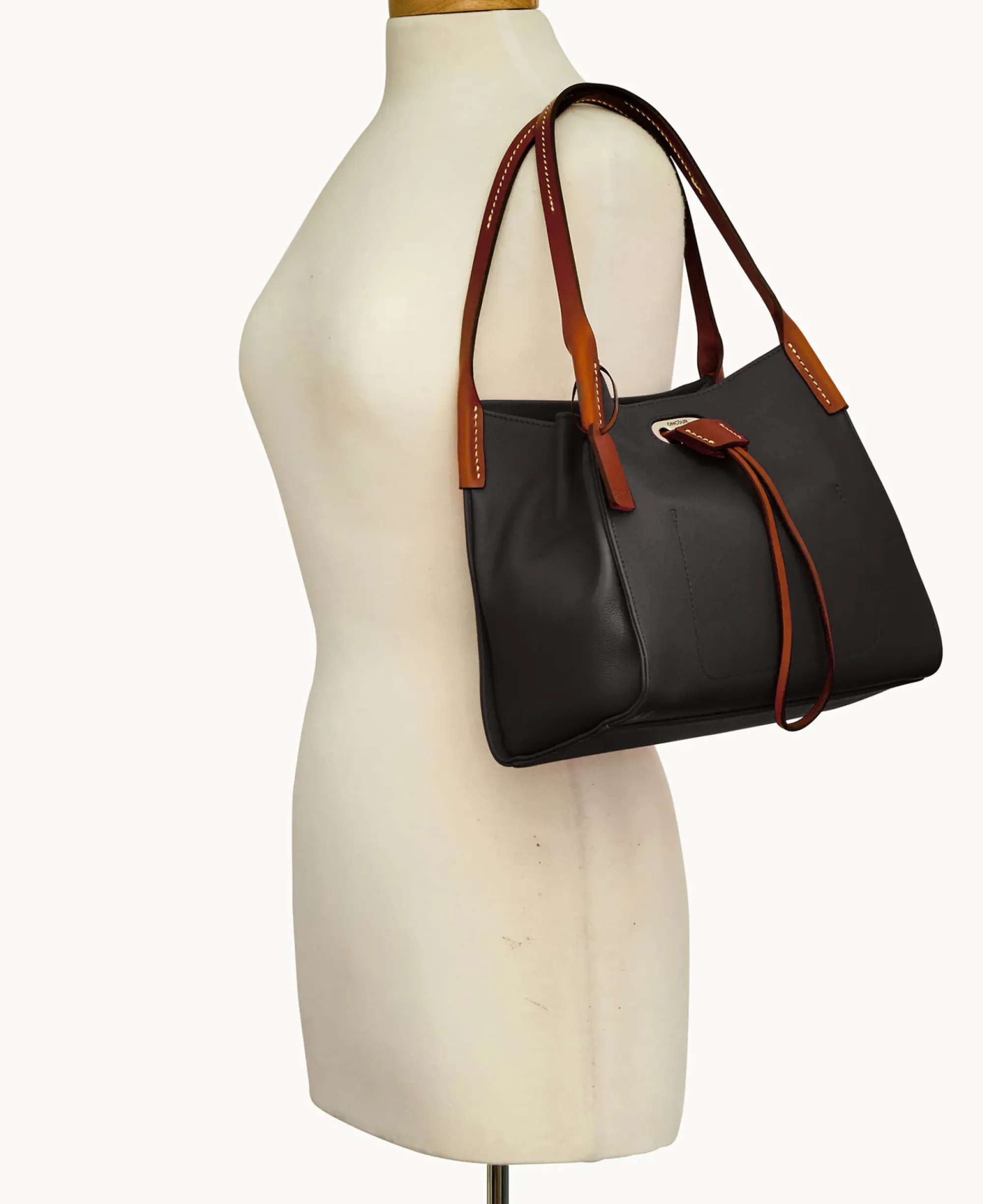Dooney & Bourke Ready For the Getaway|Textured Leather<Oncour Twist Mini Full Up Black