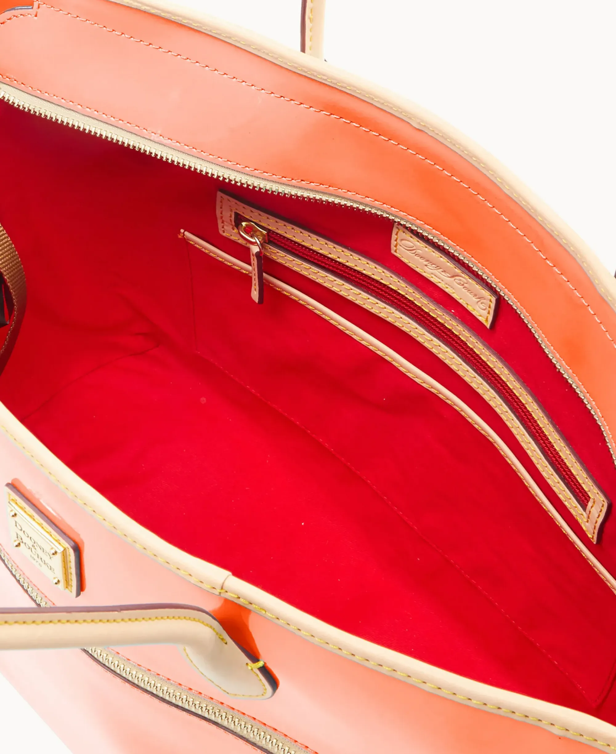 Dooney & Bourke Ready For the Getaway|Smooth Leather<Patent Large Tote Clementine