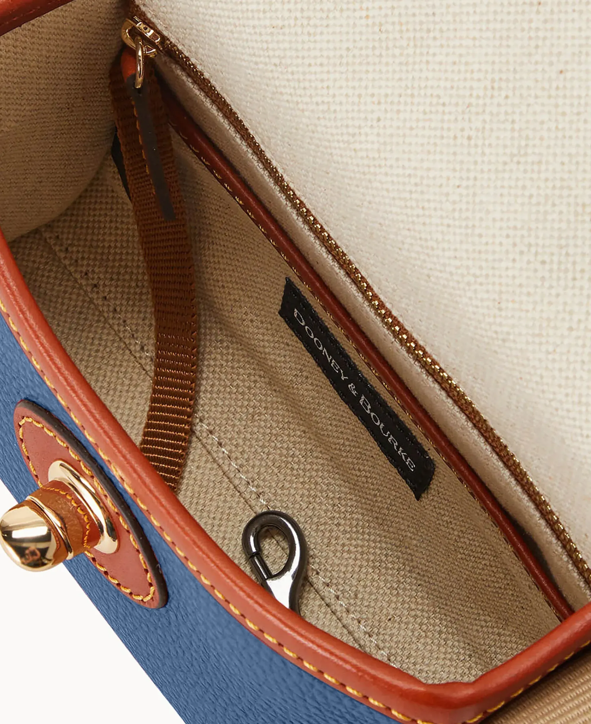 Dooney & Bourke The Pebble Grain Collection|Pebbled Leather<Pebble Grain 18 Crossbody Jeans