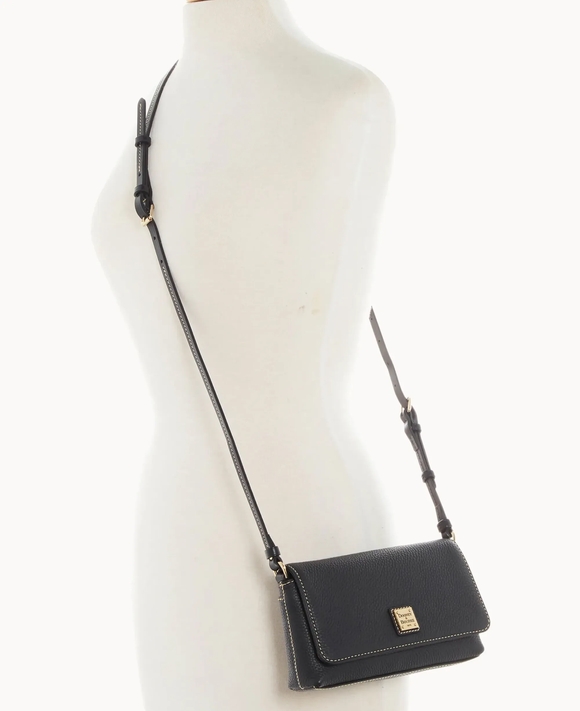 Dooney & Bourke The Pebble Grain Collection|Pebbled Leather<Pebble Grain Becca Crossbody Black Black
