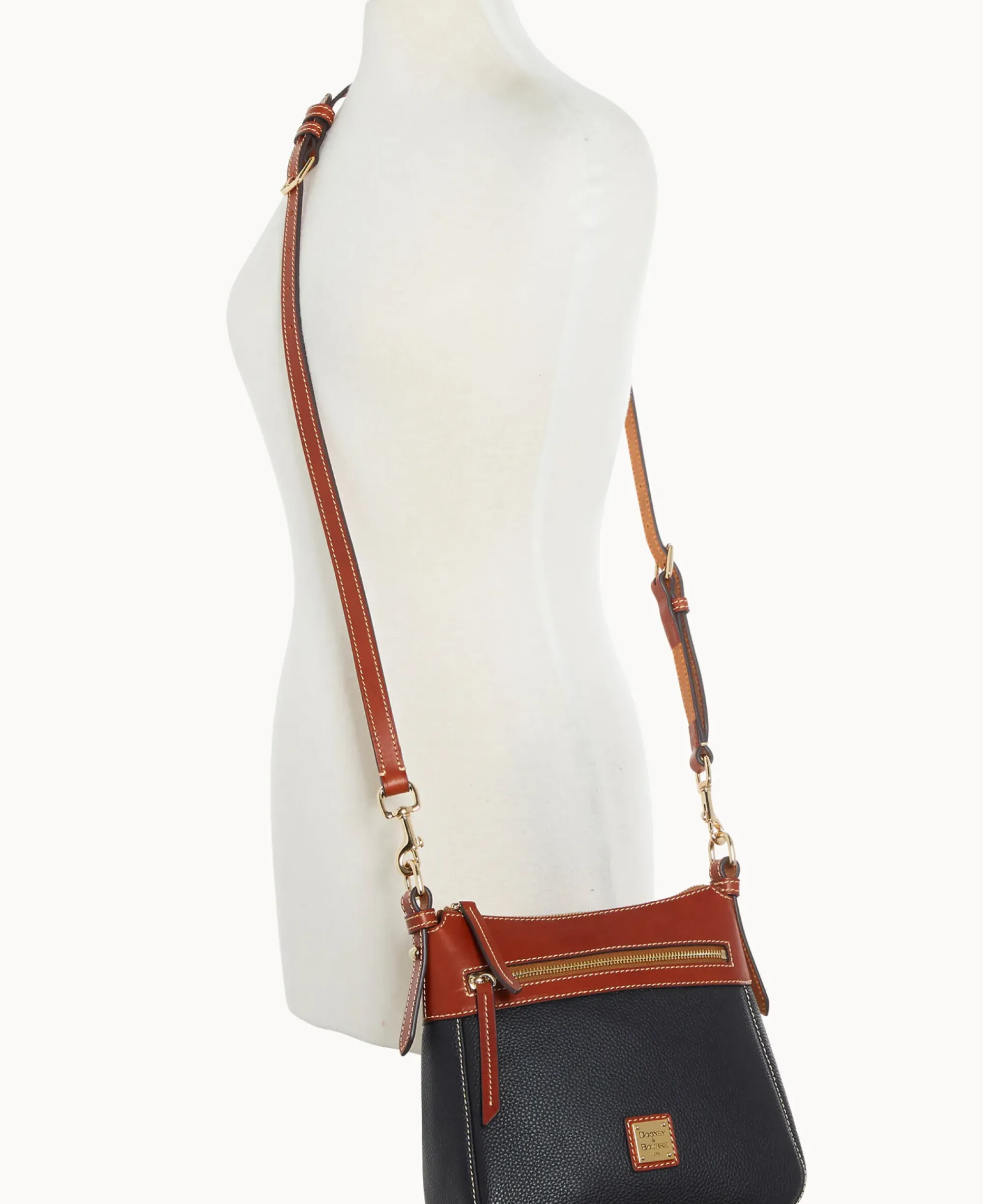 Dooney & Bourke The Pebble Grain Collection|Pebbled Leather<Pebble Grain Crossbody 25 Black