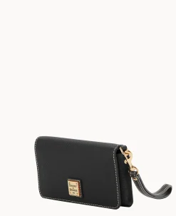 Dooney & Bourke The Pebble Grain Collection|Grab and Go<Pebble Grain Fey Phone Wristlet Black Black