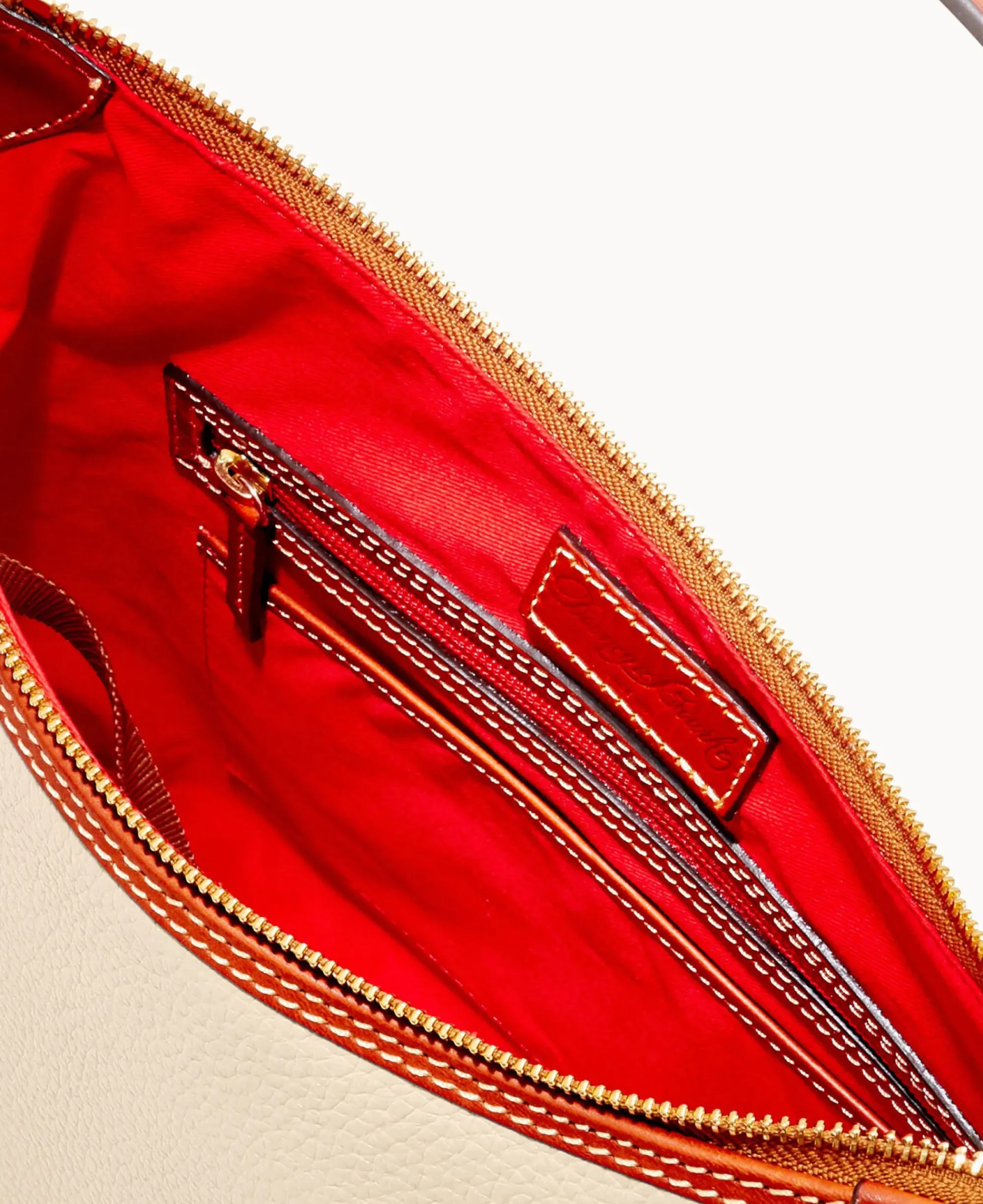 Dooney & Bourke The Pebble Grain Collection|Ready For the Getaway<Pebble Grain Hobo Bone