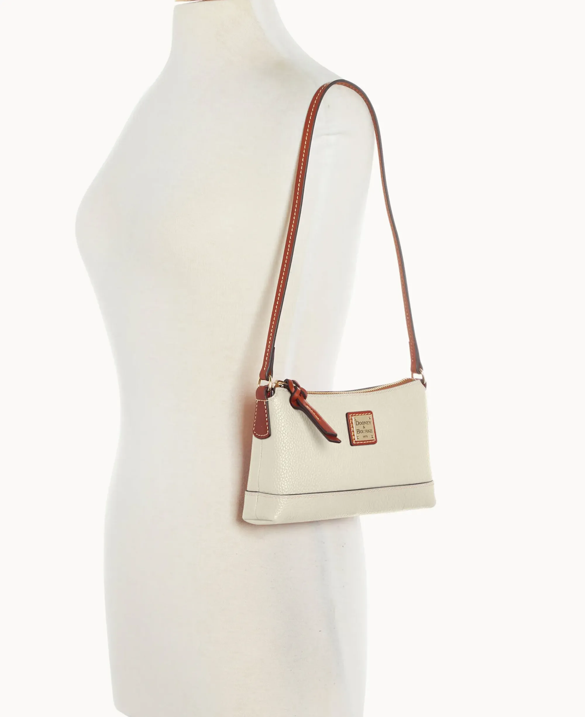 Dooney & Bourke The Pebble Grain Collection|Pebbled Leather<Pebble Grain Izzy Bag Bone