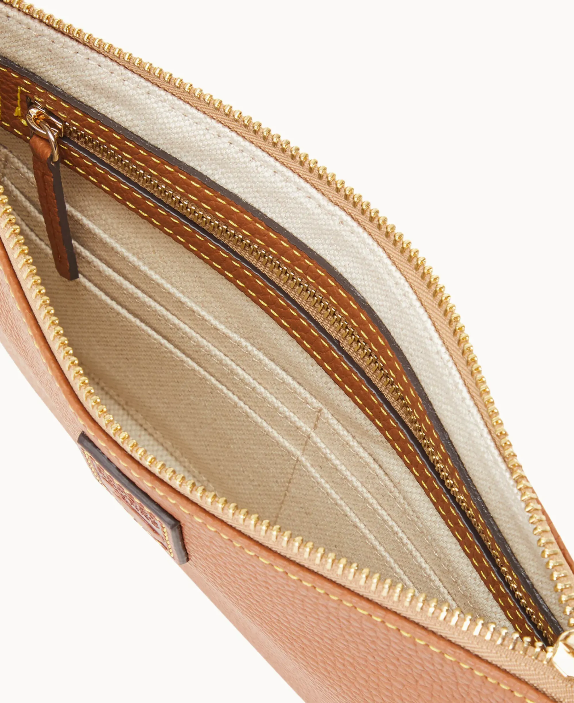 Dooney & Bourke The Pebble Grain Collection|Grab and Go<Pebble Grain Large Wristlet Caramel