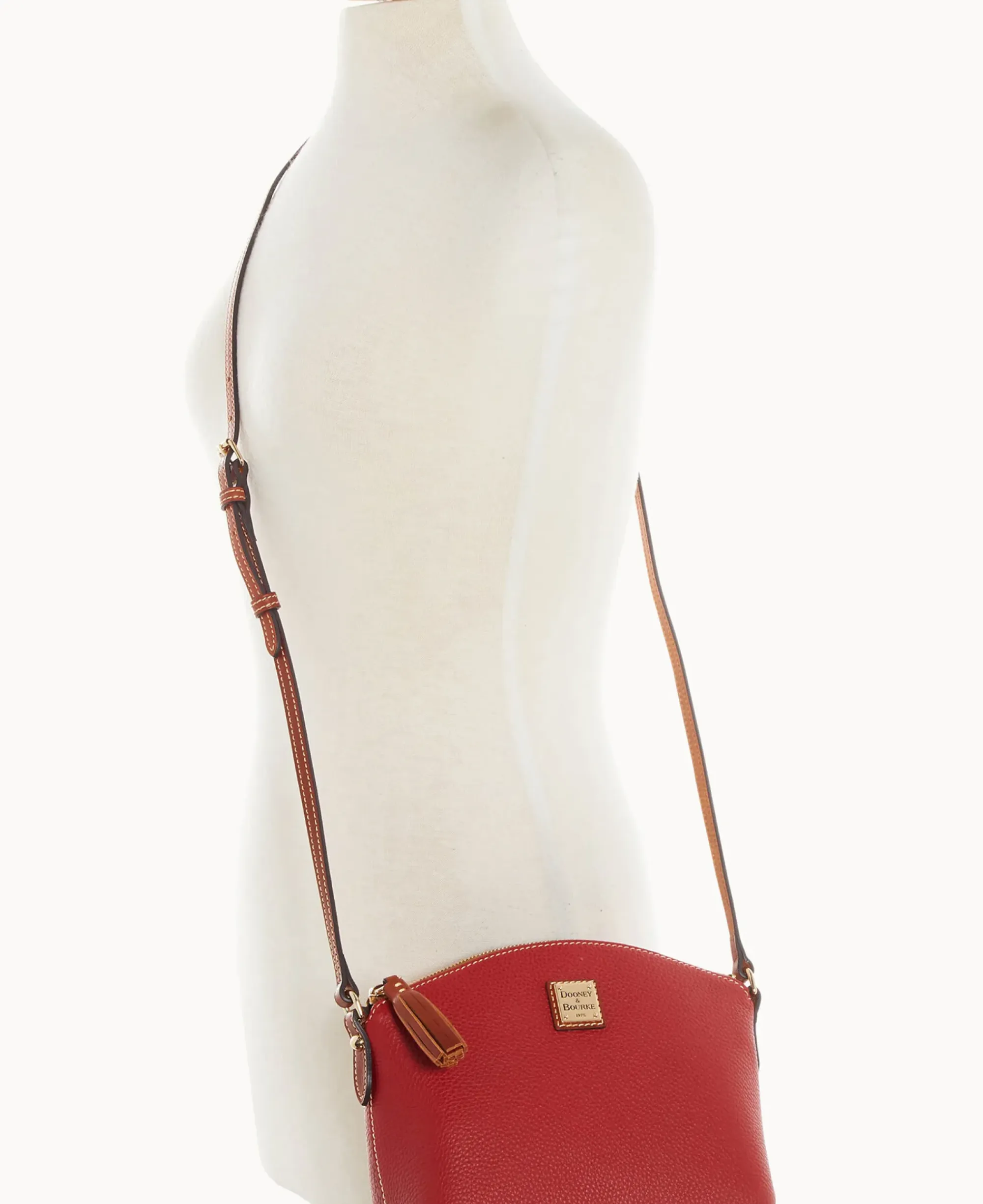 Dooney & Bourke The Pebble Grain Collection|Pebbled Leather<Pebble Grain Robin Crossbody Red