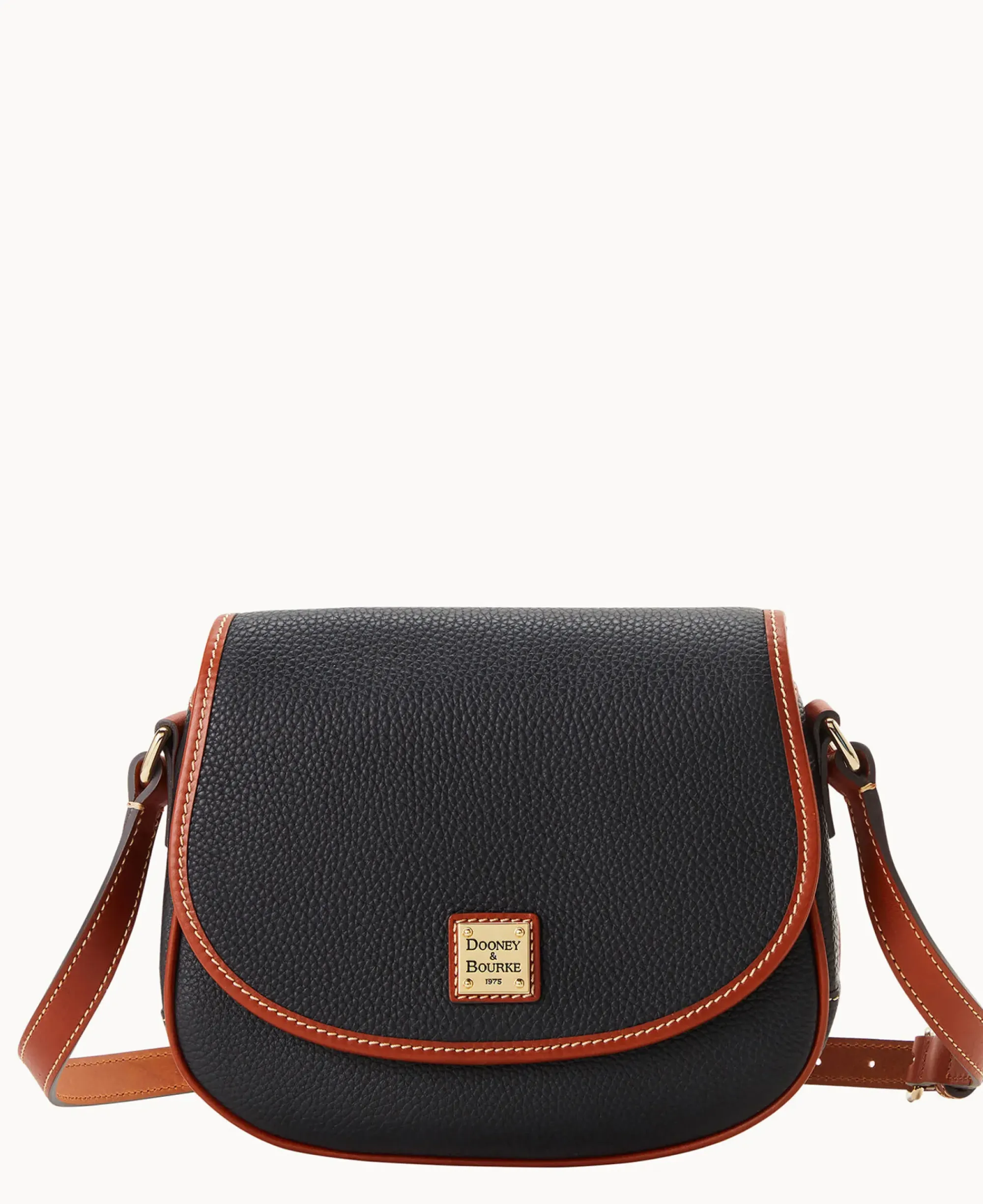 Dooney & Bourke The Pebble Grain Collection|Pebbled Leather<Pebble Grain Saddle Bag Black
