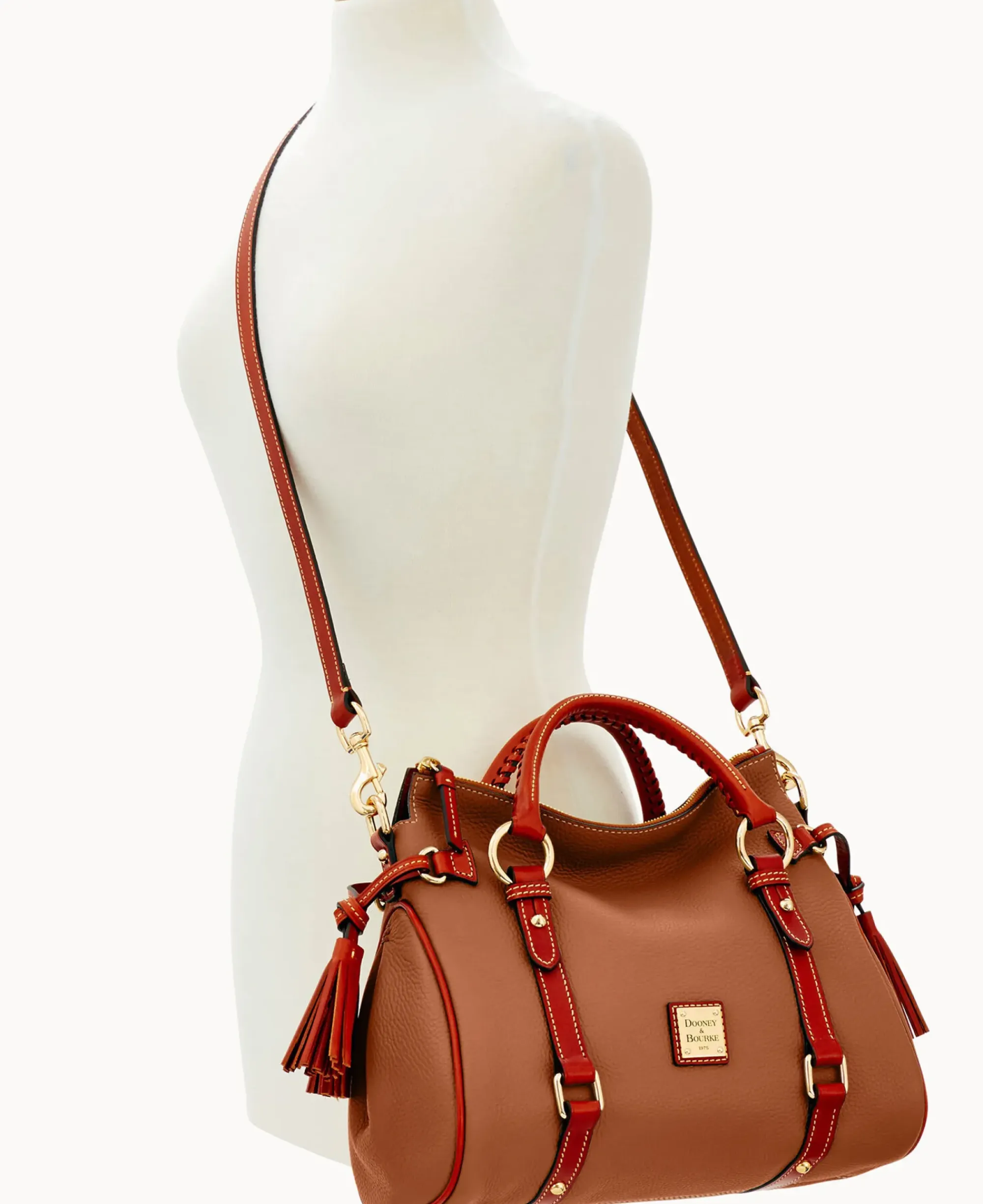 Dooney & Bourke The Pebble Grain Collection|Ready For the Getaway<Pebble Grain Satchel Caramel
