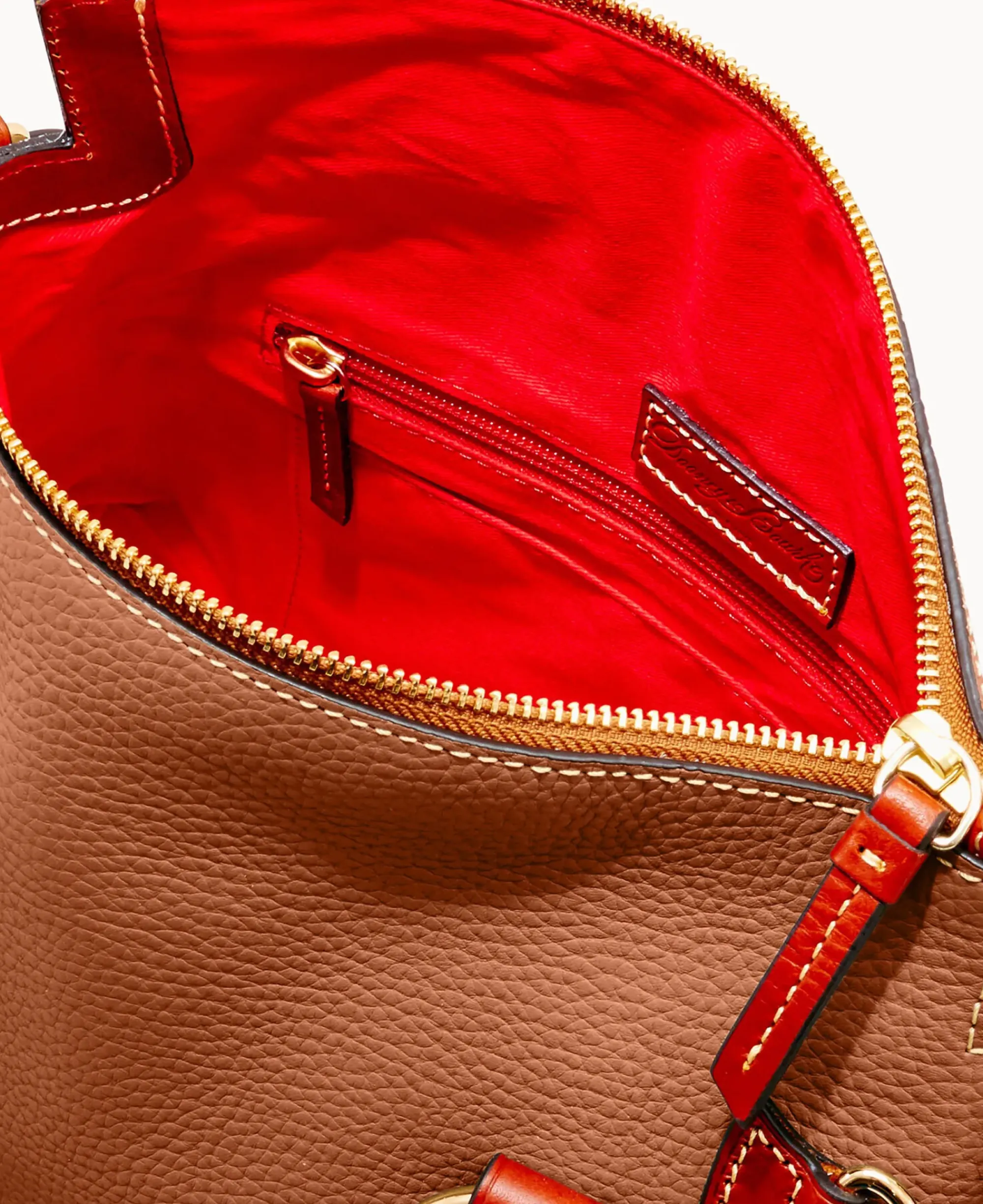 Dooney & Bourke The Pebble Grain Collection|Ready For the Getaway<Pebble Grain Satchel Caramel