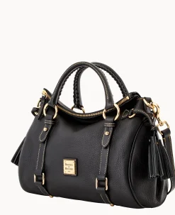 Dooney & Bourke The Pebble Grain Collection|Ready For the Getaway<Pebble Grain Satchel Black Black