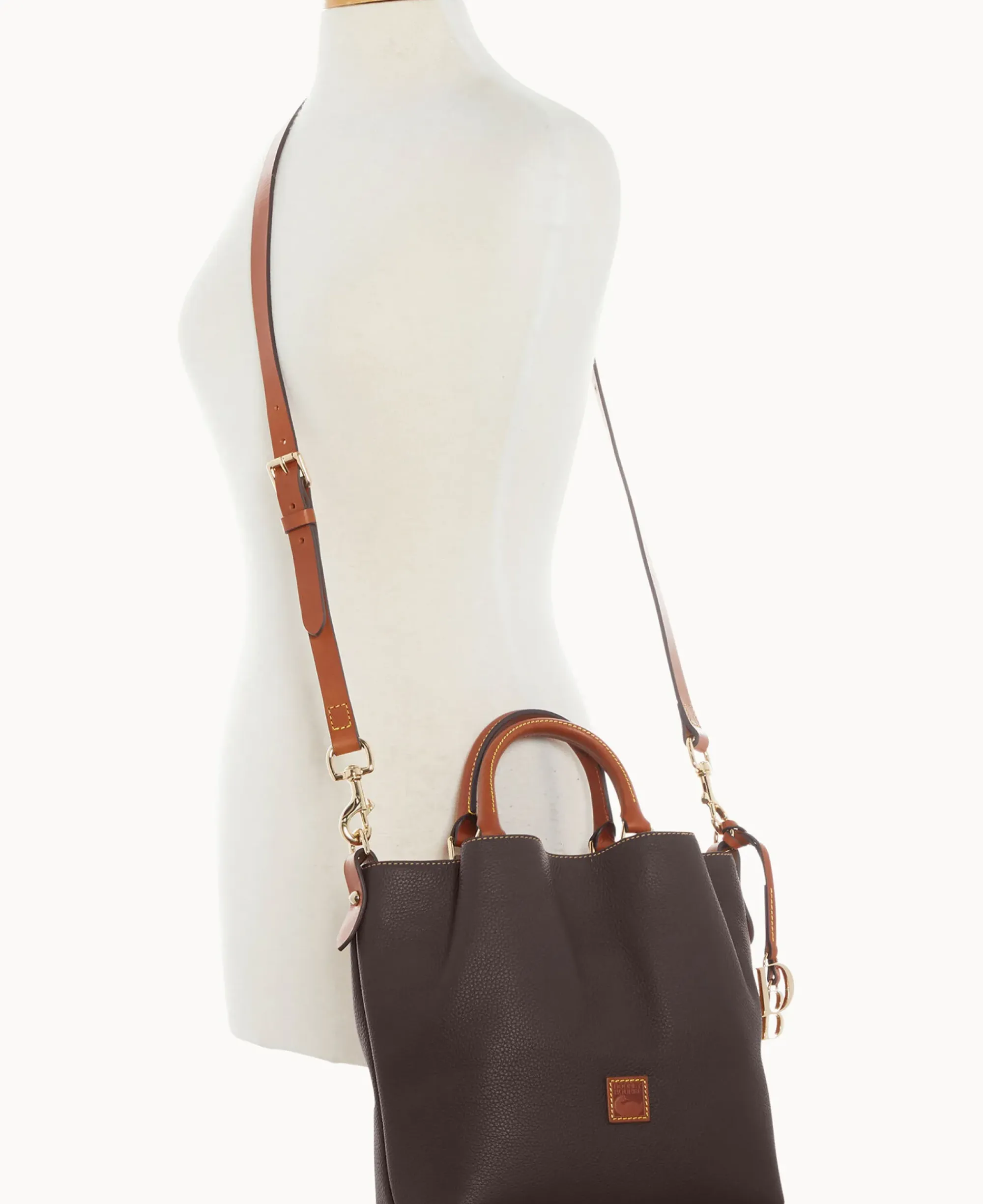 Dooney & Bourke The Pebble Grain Collection|Pebbled Leather<Pebble Grain Small Barlow Brown Tmoro