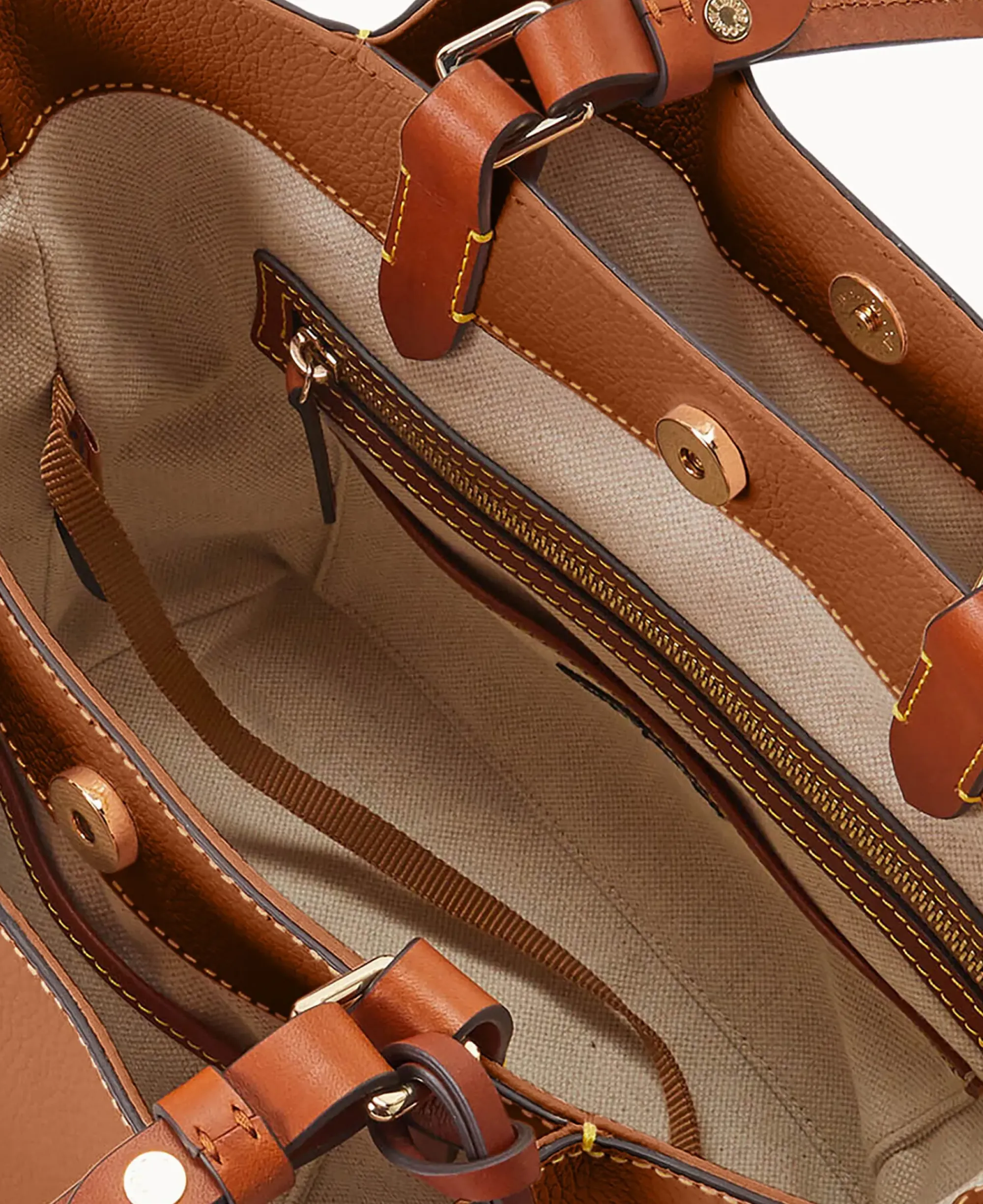 Dooney & Bourke The Pebble Grain Collection|Pebbled Leather<Pebble Grain Small Flynn Caramel