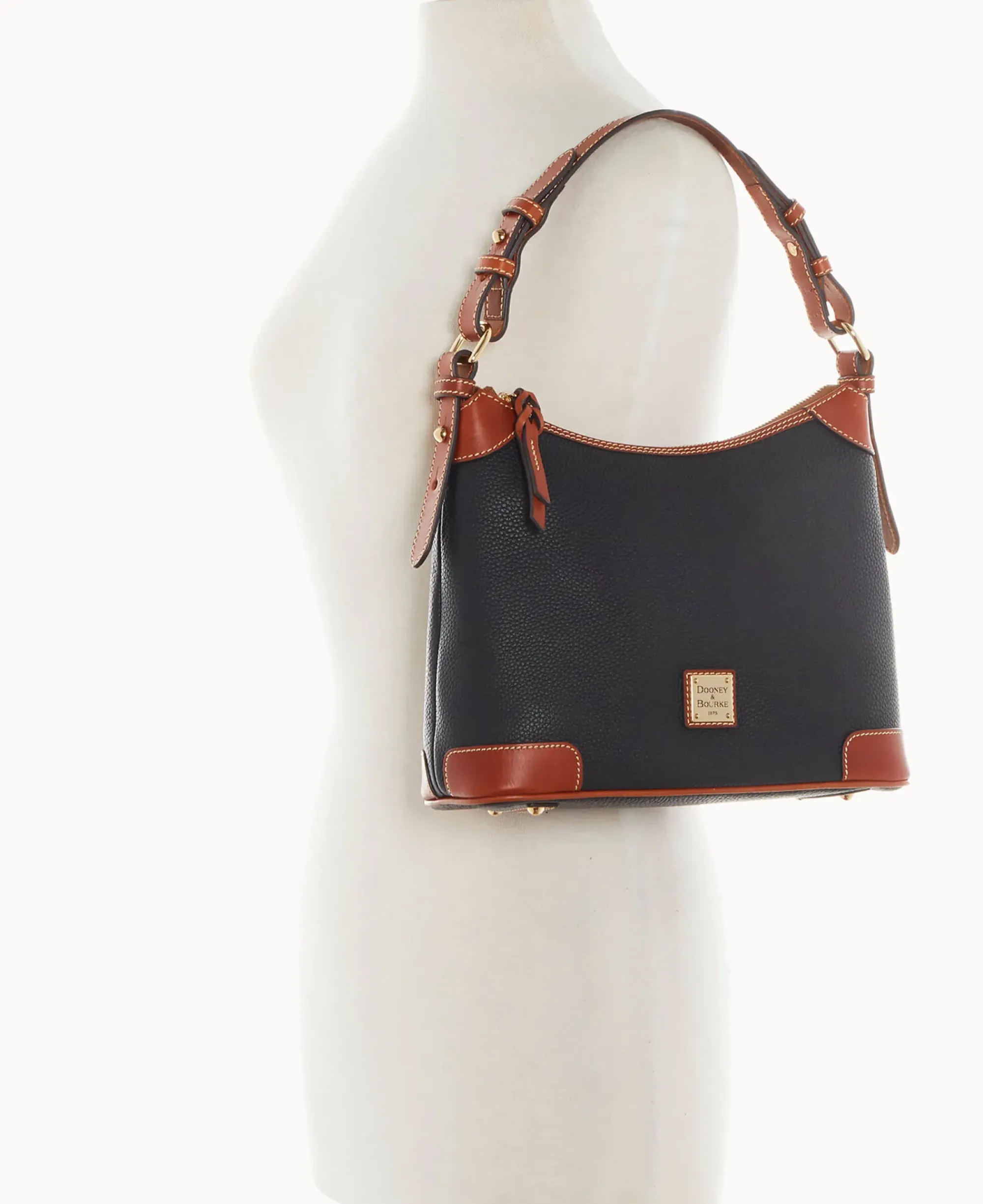 Dooney & Bourke The Pebble Grain Collection|Pebbled Leather<Pebble Grain Small Hobo Black