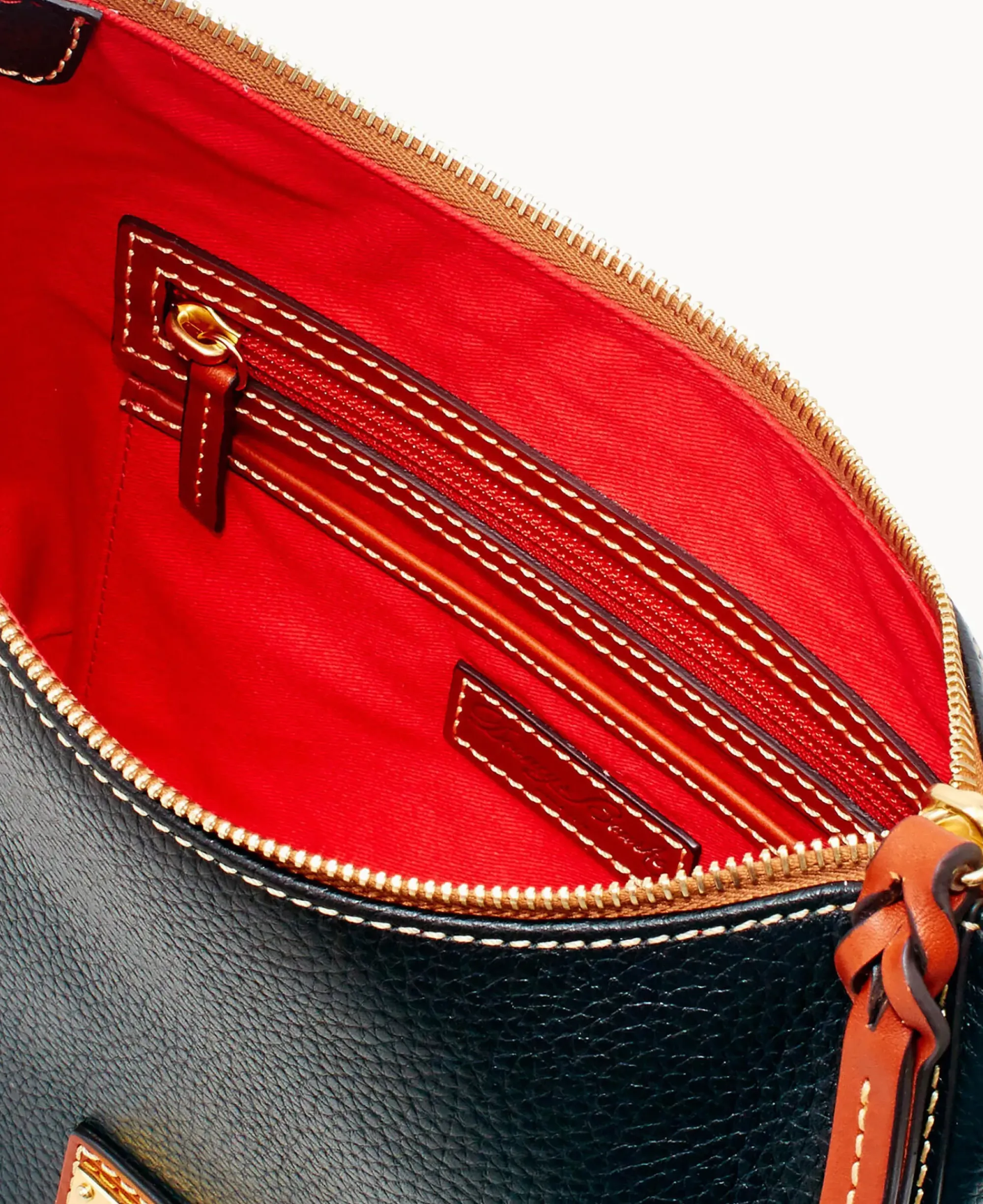Dooney & Bourke The Pebble Grain Collection|Pebbled Leather<Pebble Grain Small Kiley Hobo Black