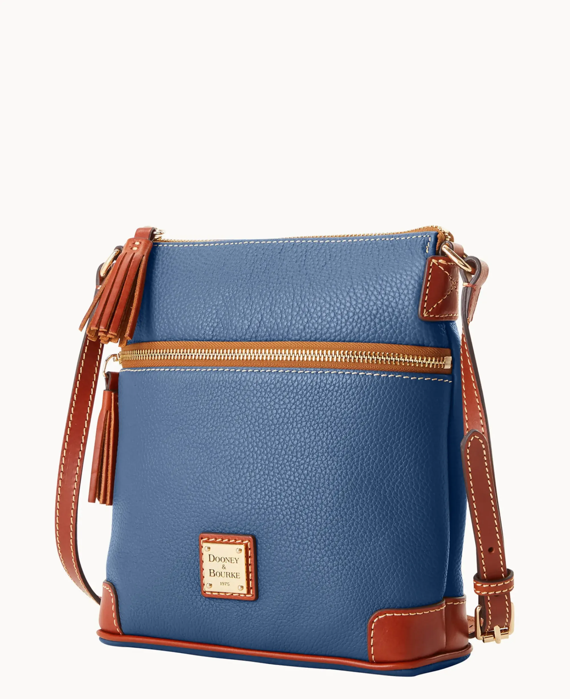 Dooney & Bourke The Pebble Grain Collection|Pebbled Leather<Pebble Grain Small Tassel Crossbody Jeans