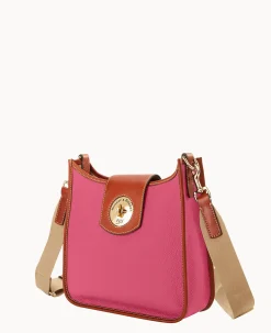 Dooney & Bourke The Pebble Turnlock Collection|Pebbled Leather<Pebble Turnlock Messenger 28 Hot Pink