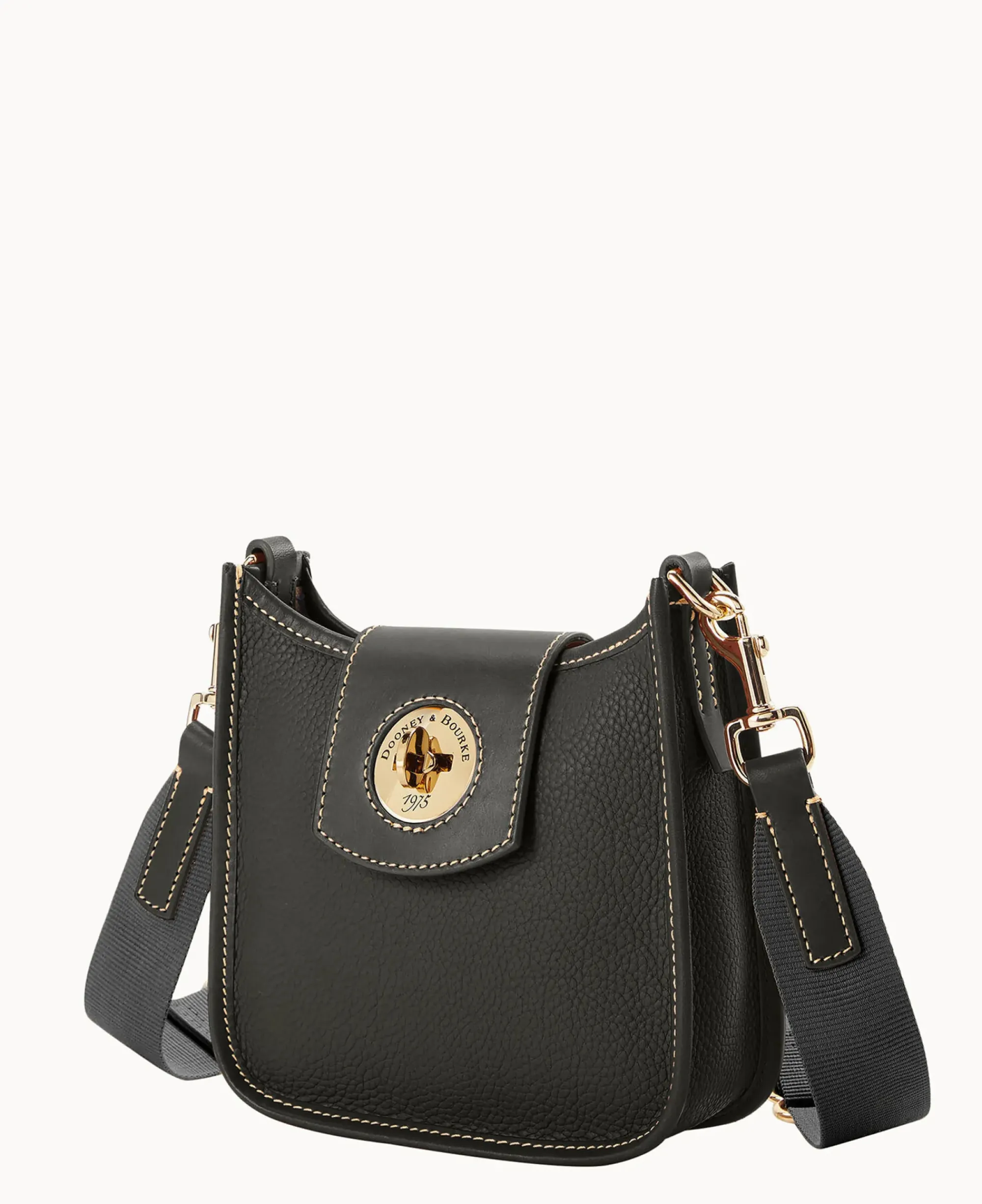 Dooney & Bourke The Pebble Grain Collection|The Pebble Turnlock Collection<Pebble Turnlock Messenger 20 Black