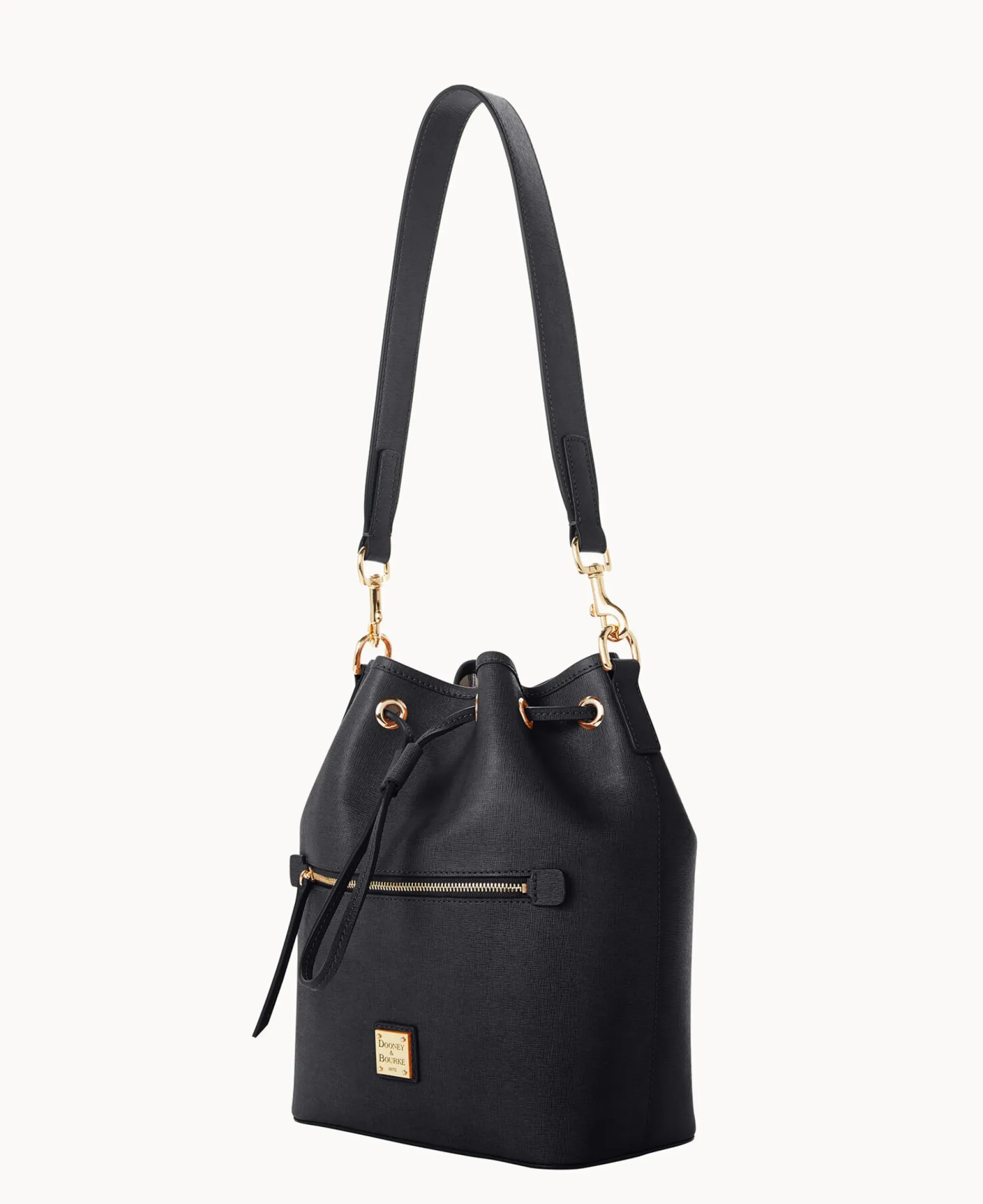 Dooney & Bourke The Saffiano Collection|Ready For the Getaway<Saffiano Drawstring Black
