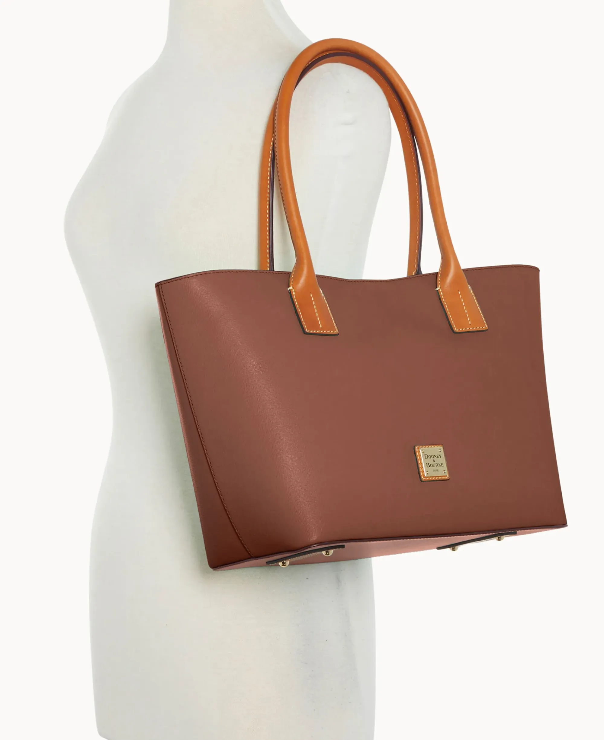 Dooney & Bourke The Saffiano Collection|Textured Leather<Saffiano Small Russel Amber