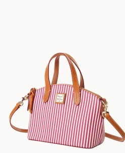 Dooney & Bourke Spring Style|Nylon<Seaview Ruby Fuchsia