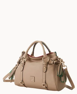 Dooney & Bourke Ready For the Getaway|Pebbled Leather<Sorrento Satchel Light Taupe