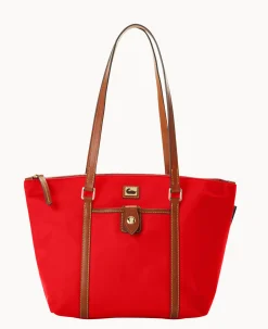 Dooney & Bourke The Wayfarer Collection|Ready For the Getaway<Wayfarer Zip Tote Red